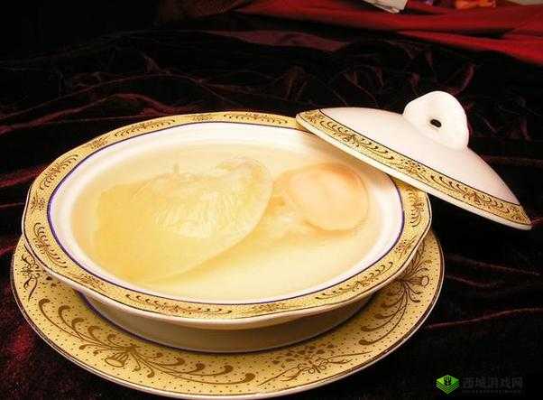 冰糖燕窝,传统药膳与虚拟角色的奇妙交融